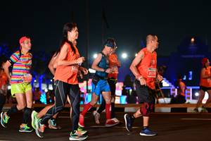 BIB: 26319, 27331
                            <button type="button" onclick="openModal(15107081)" class="btn btn-primary btn-sm float-right btn-popup" data-toggle="modal" data-target=".modal-high-quality">
                        <i class="fas fa-shopping-cart"></i> Add to Cart
                    </button>
                                            <button type="button" onclick="isThisMe(15107081, true)" class="btn btn-success btn-sm float-right btn-popup btn-isme hidden" data-toggle="tooltip" data-placement="bottom" title="นี่คือรูปของคุณใช่ไหม คลิกที่นี่เพื่อเอาเข้าอัลบั้ม">
                        <i class="fas fa-plus"></i> Add to album
                    </button>
                    <button type="button" onclick="isThisMe(15107081, false)" class="btn btn-warning btn-sm float-right btn-popup btn-isnotme hidden">
                        <i class="fas fa-ban"></i> Remove from album
                    </button>